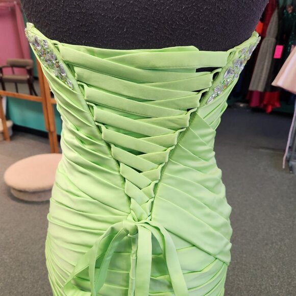 Mori Lee 93061 Lime Size 4 Prom Dress/Formal Gown - Picture 6 of 7